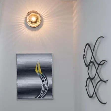 New And Chic Place Near Old Town Of شقة تروغير