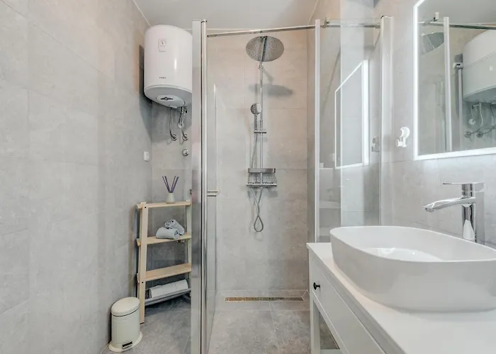 Апартаменти New And Chic Place Near Old Town Of Трогір