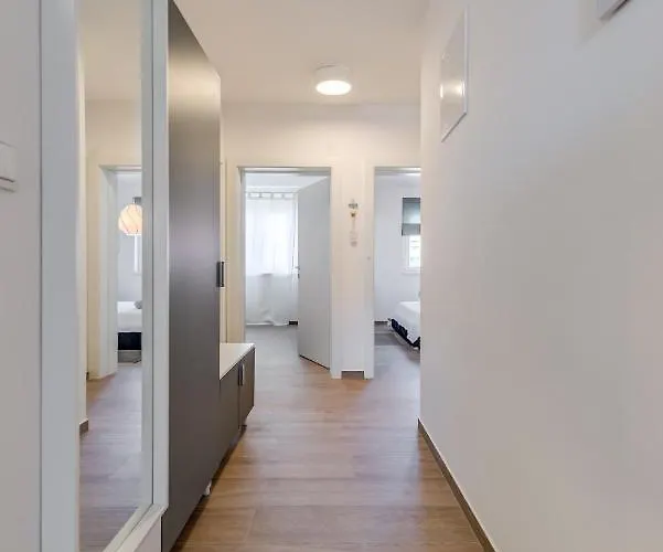 New And Chic Place Near Old Town Of Apartman Trogir