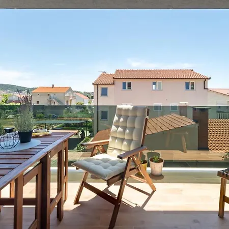 New And Chic Place Near Old Town Of Διαμέρισμα Τρογκίρ