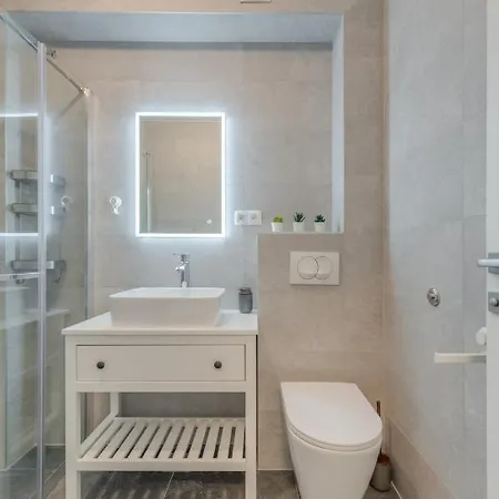 New And Chic Place Near Old Town Of Trogir