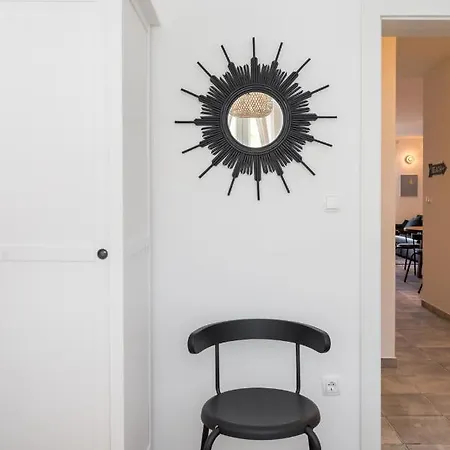 New And Chic Place Near Old Town Of Apartament Trogir