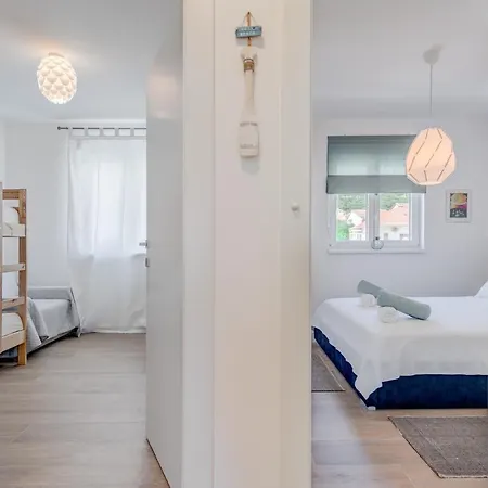 New And Chic Place Near Old Town Of Τρογκίρ