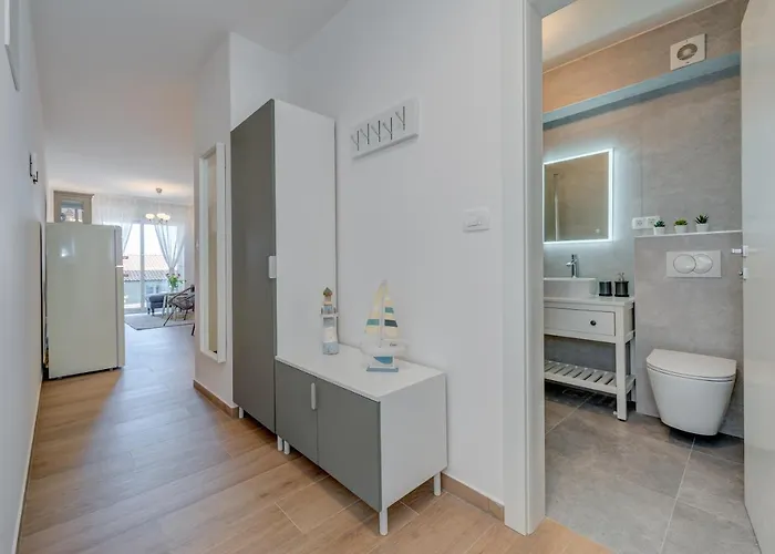 New And Chic Place Near Old Town Of Apartment *